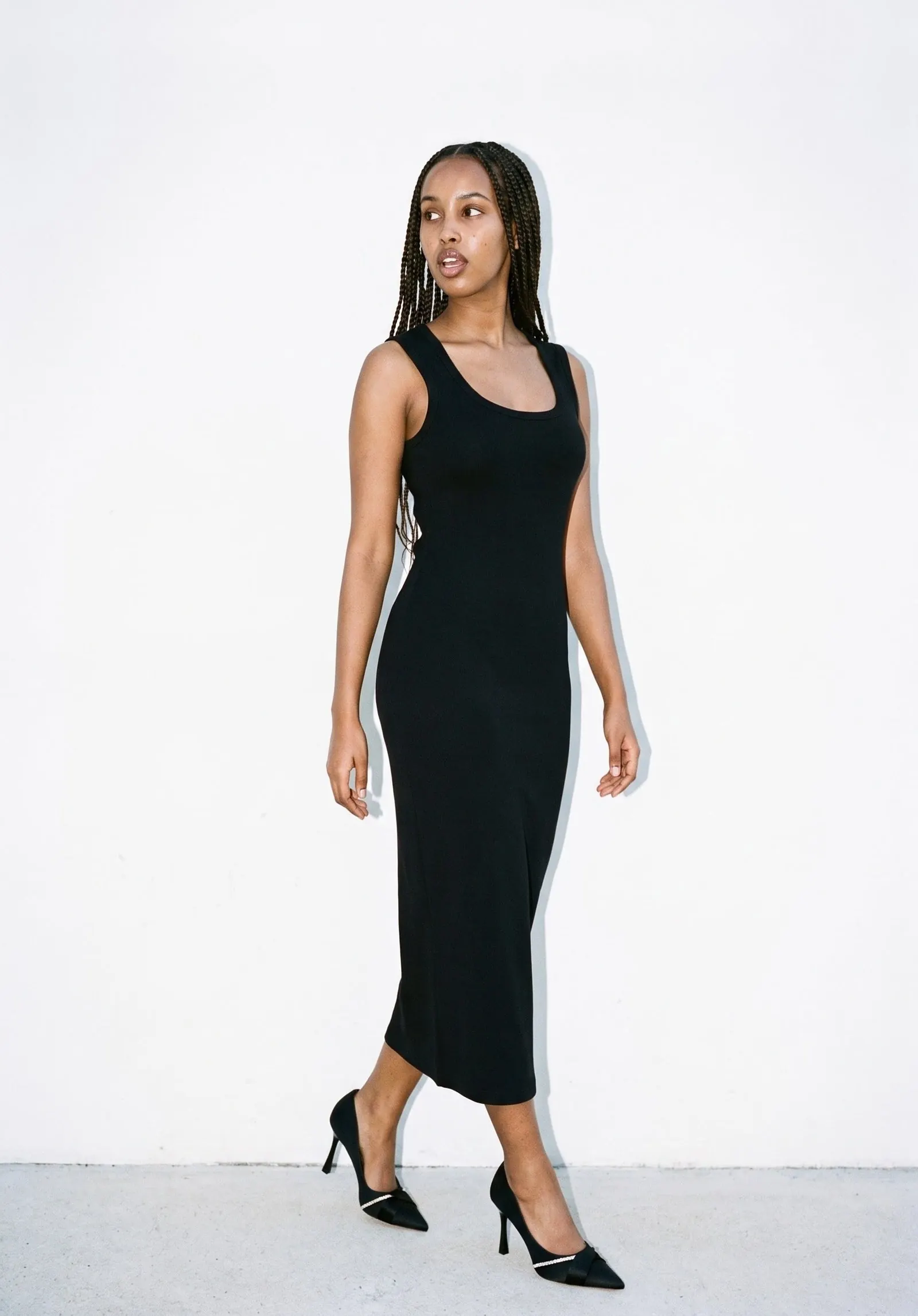 A model wearing The Cocktail Hour Pump by Marcel Afters, Autumn–Winter 2026.