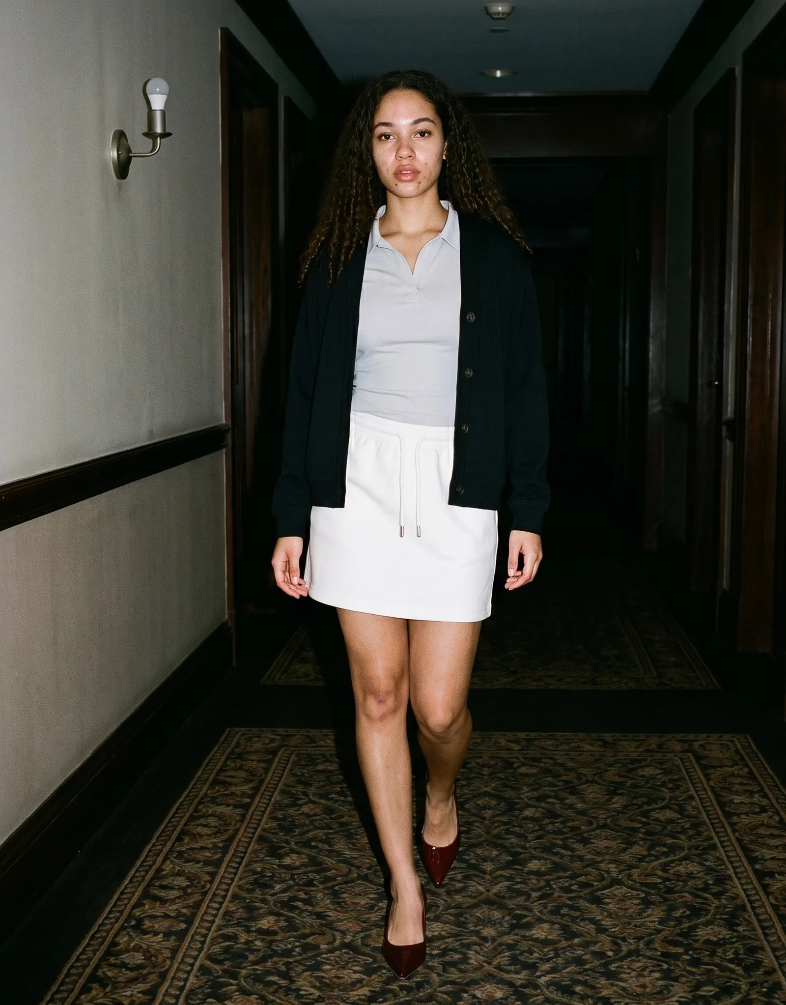 A model wearing The Last Word Pump by Marcel Afters, Autumn–Winter 2026.